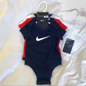 Nike (BABY-unisex) 3 piece Onesies